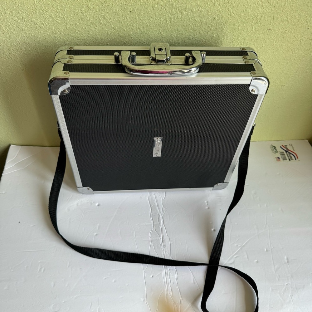 Vaultz Black and Silver Hard Case
